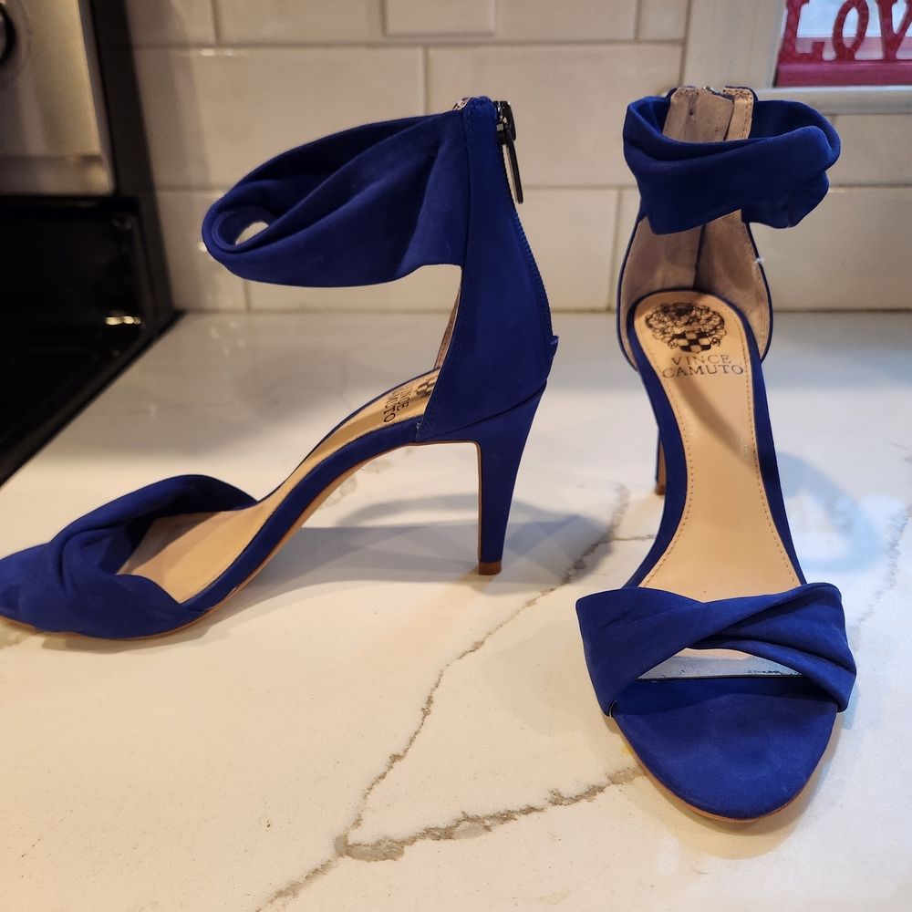 Vince Camuto Royal Blue Suede Ankle Strap Heels Size 7.5